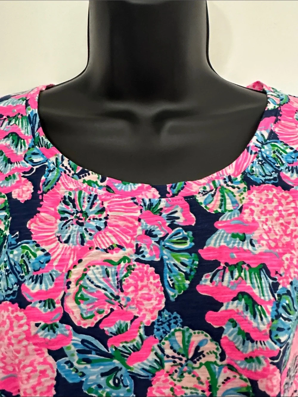 Lilly Pulitzer Etta Navy, Hot Pink & Green Floral Short Sleeve Tee - Picture 4 of 9